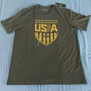 Under Armour T-Shirt - NEW!!